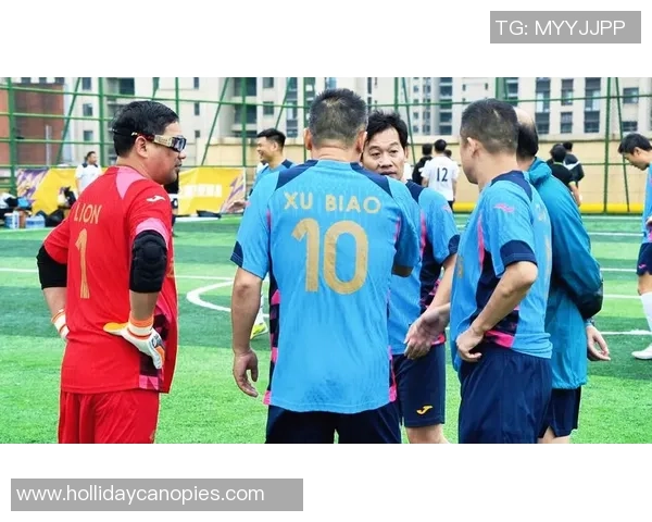 杭州足球队战术变革引发热议球迷期待新风格带来胜利之路