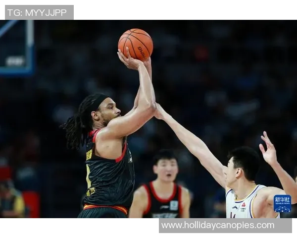 深圳篮球队在篮球团队协作排行榜中荣获第七名展现出色团队精神与默契配合 深圳篮球队在篮球团队协作排行榜中荣获第七名展现出色团队精神与默契配合