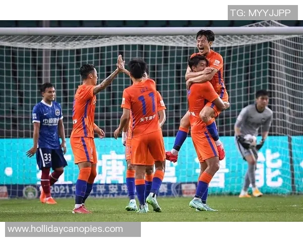 深圳足球队以97分领跑奥运会积分榜展现强劲实力与团队合作精神 深圳足球队以97分领跑奥运会积分榜展现强劲实力与团队合作精神