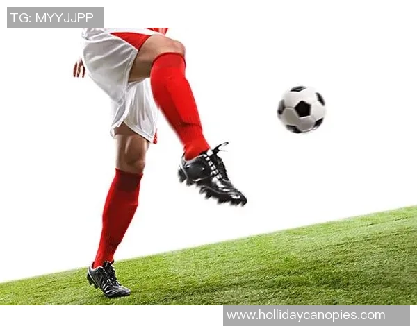 足球明星健身训练精彩瞬间全景展示与健身技巧分享 足球明星健身训练精彩瞬间全景展示与健身技巧分享