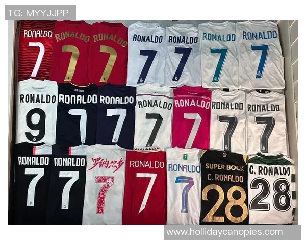 足球明星年鉴全景图集揭秘全球顶级球员的辉煌瞬间与成长历程 足球明星年鉴全景图集揭秘全球顶级球员的辉煌瞬间与成长历程