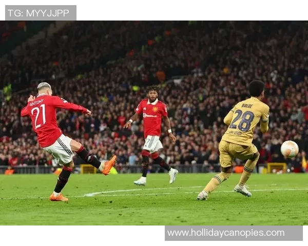 顶级足球明星停球技巧解析与精彩瞬间回顾 顶级足球明星停球技巧解析与精彩瞬间回顾